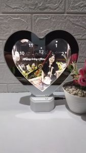 Cermin Custom Unik: Jam Dinding Cermin Ajaib & Kado Unik Untuk Pasangan