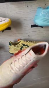 Ortuseight Sepatu Futsal Jogosala Crusher-Invory Dan White Sepatu Ortus Terbaru Sepatu Jogosala Rampage v2 Sepatu Olahraga Pria Dan Wanita