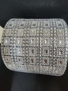 Gift Hantaran Perkhawinan Decoration / DIY Decoration / Gold And Silver Beads Perkhawinan Decoration / 10 Yards Per Roll Beads Decoration / Bekas Cincin Perkhawinan Decoration / Gift Decoration Hantaran Perkhawinan / Decorations.