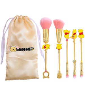 Winnie the Pooh Makeup Brush Cartoon Eye Shadow Brush Powder Painting Cartoon Eyeliner Brush Set Girl Toy Gift