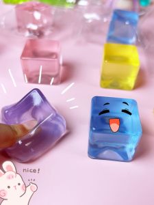Super Transparent Clear Artificial Ice Cube Pinch Le Super Large Solution Useful Tool for Pressure Reduction Toy Malt Sugar Slow Rebound Blind Box