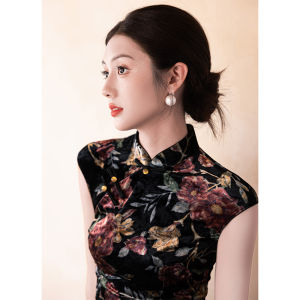 Elegant Chinese Style Velvet Print Cheongsam