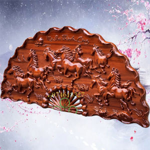 Tranh trang trí quạt mã đáo nguyên khối bát mã gỗ hương cỡ 55x100 dày 45cm