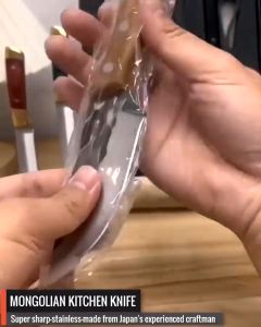 MONGOLIAN KITCHEN KNIFE 3 LAYER ANTI-RUST KNIFE Super Sharp Knife Kitchen Knife Japanese Chef Knife Meat Pisau Keluli Jepun Stainless Steel Chopping Knife