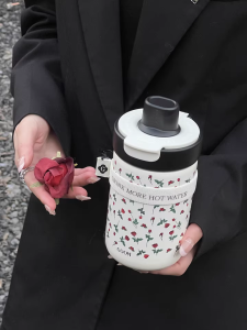 Goorm Foldable 2025 New Insulated Coffee Straw Cup High Aesthetic Value Birthday Gift for Women Beverage Utensils Cup/Water Bottle