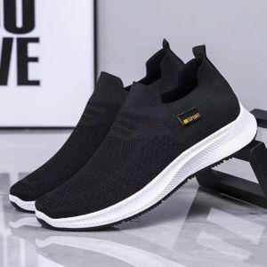 Best Sellers Men Korean Style Mesh Breathable Flat Slip-On Black Rubber Shoes Low Cut Comfort Casual Walking Shoes For Men