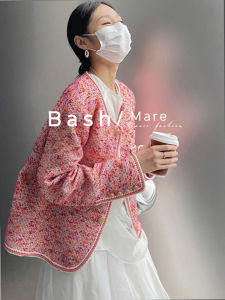 เสื้อแจ็คเก็ตสีแดงมาร์เจียสีผสมสไตล์ฝรั่งเศส BASH MARE ฤดูใบไม้ร่วง 2024 แฟชั่น เสื้อคลุมกันหนาวแบบสวมหัว แขนยาว ทรงหลวม