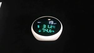 PM2.5 เครื่องวัดฝุ่น หน้าจอ LED พร้อมหน้าจออุณหภูมิ และความชื้น