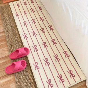 VIKAMA Bow Stripe Runner Rug Cute Line Bow Pattern Non Slip Fluffy Long Floor Mat For Bedroom Bedside Dresser Home Decor