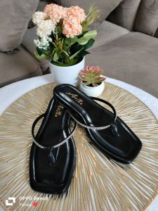 Sandal Teplek Wanita Kekinian 04 / Sandal Teplek Wanita Terbaru / Sandal Flat Wanita