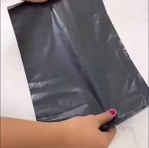 100PCS Black Courier Shipping Pouch PE Polyethylene Self-Sealing Waterproof Pouches For Package