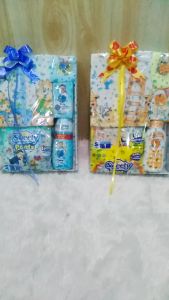 Kembarshop - Paket Kado Bayi Newborn Baby Gift Box Diapers Pospak plus Setelan Bayi