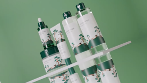 Sữa Dưỡng Chiết Xuất Thông Làm Dịu Da Round Lab Pine Calming Cica Lotion 250ml