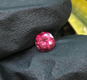 baru garnet natural rhodolite garnet 103 ct memo KGL warna merah cerah luster gemericik kristal mulus murah