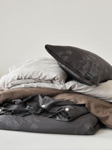 Summer Ice Silk Tencel Cotton Embroidered Bedding Cover Single Luxurious Cool Feeling Lightweight Durable Comforter Cover