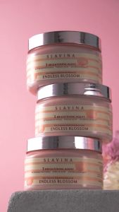 SLAVINA Body Scrub Endless Blossom by Nagita Slavina – Lulur Badan Whitening Body Scrub Pemutih & Mencerahkan Kulit Dengan 100% Organic Rice Whitenol Ferulic Acid Licorice Extract