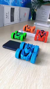 Ô tô xe đua F1 đồ chơi lật 2 mặt theo quán tính có thể chạy cả 2 mặt bằng nhựa ABS cho bé yêu