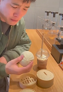 CANAMEK Giant Dumpling Squishy Toys Anxiety Relief Fidget Toy Simulation Food Steamed Stuffed Bun Soft Squeeze Decompression Dough Toy