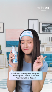 Melanox Premium Skin Toner Spray 100 Ml Membersihkan Wajah Dari Kotoran Dan Minyak Yang Menempel Merawat Kulit Wajah Dengan Menjaga Kelembaban Dan Membantu Mengurangi Kerutan Pada Kulit