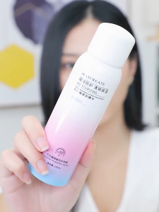 สเปรย์ยผิวขาว กันแดด สเปรย์กันแดดหน้า กับ สเปรย์กันแดดทาตัว สเปรย์ผิวขาว สเปรย์กันแดดปรับผิวขาว