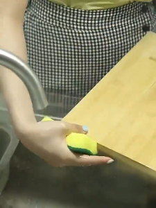 LIAO High-Quality Multi-Purpose Scouring Pad Durable Kitchen Cleaning Sponge Block Brushing & Dishwashing Tool