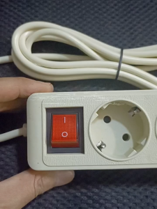 4 PCS KAWACHI STEELE Stop Kontak Plus Kabel Multi Portable Socket Kabel Tembaga Asli SNI