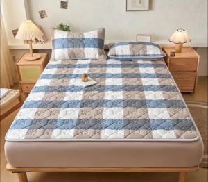 Mattress Cover Mattress Protector - Antibacterial & Breathable with 4 Elastic Corner Straps Hypoallergenic Multiple Sizes