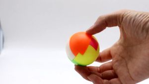 Kongming Luban Lock childrens puzzle Assembled Toys CApsule Ball Primary School Students Their Brain Unlock Buckle 拼装球