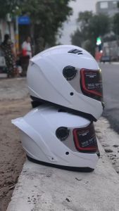 Mũ bảo hiểm Fullface AGU màu trắng tặng kèm túi rút xịn sò hàng chính hãng BẢO HÀNH 12 THÁNG