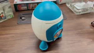 Celengan Rocket Piggy Bank Cewek/Celengan Anak/Kartun Lucu Celengan/Mainan Anak Celengan