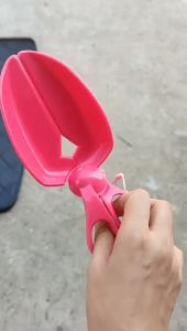 Scissor type pet toilet picker Dog clip toilet stool dog poop clip pet suppli dog poop scooper