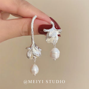 Artistic Floral~ French Vintage Asymmetric Natural Pearl Earrings Elegant Unique Fresh Fashion Jewelry Hoop Earrings for Women