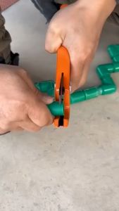 กรรไกรตัดท่อ PVC ท่อประปา ท่อPE ยาง สายแก๊ส สายลม ขนาด32 มิล