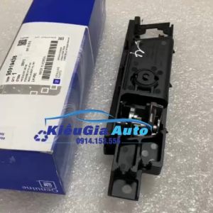Tay mở cửa trong Chevrolet Captiva 2007-2012 Chính hãng