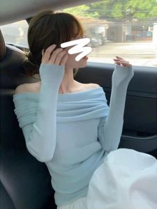 HUOLISI | Off-Shoulder Blue Knitwear