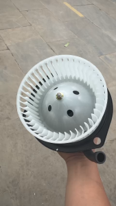Quạt dàn lạnh xe huyndai 24v HD201 cánh 6x14cm 3 tai 145cm lắp cho xe ô tô huyndai quạt điều hoà ô tô jk-66058