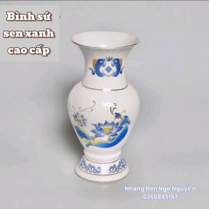 Bình hoa thờ cúng hoa sen xanh/Lọ hoa sứ trắng họa tiết màu xanh cao cấp