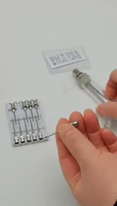 10ml TPX Steel Syringe + 10Pcs Assorted Needles for Pig Poultry Vaccinator Veterinary Vaccination Injector Injection Syringes Animals Vaccine Fiber glass syringe injection for animal Medicine w/ 1 Dozen Different needle for Farm tools