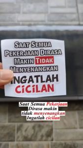 Stiker Kata Saat Pekerjaan Cicilan Humor Lucu Viral Plesetan Meme FYP