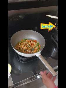 YIZHIFU | Coating Free Non-stick Ceramic Titanium Frying Pan For Home Use