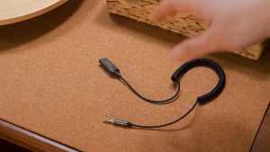 UGREEN Car Wireless Audio Bluetooth 5.0 Receiver Aux Mobil 3.5mm 70601