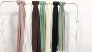 Penghantaran dari China [2025] Rayon Warna Pepejal Melayu dengan Warna Yang Sama Topi Kapas Merecerized Selendang Boleh Bernafas Modal Nipis Monokrom Dua Pek 3.1
