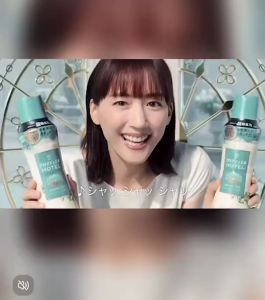 Lenor Aroma Jewel เม็ดน้ำหอมซักผ้า น้ำหอมขจัดกลิ่น เม็ดน้ำหอม สำหรับซักผ้า ช่วยลดกลิ่นอับ และมีกลิ่นที่หอมยาวนาน