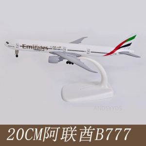Toy planes 1/400 Scale 20cm aircraft B777 Emirates Airways w Landing Gears Metal Replica Model airplanes Children toy Simulation