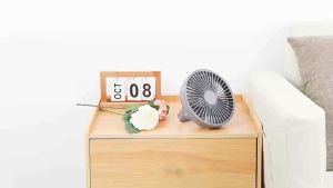 AOKI Kipas 7.1inch Pengisian Daya Cyclic dengan Putaran 360° Ke Atas-Bawah dan Kiri-Kanan Lampu Buka dan Port Type-C