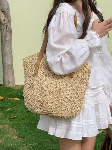 Handwoven Straw Tote Bag Womens Beach Vacation Large Capacity Commuter Single Shoulder Tote Bag Fashionable Summer Youth