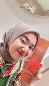 NEW!! WHITENING AND MOISTURIZING NIACINAMIDE & GLUTA WHITENING TONER 160ML Hydrating Mencerahkan Wajah
