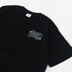 Yesterday – Baju Kaos Distro Pria Original 24s t shirt Pria Cowok Keren Hitam Good Story