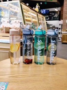 New Korean Style Fashion 800ml Sports Fitness Plastic Water Bottle Silicone Portable Sports Fitness Space Cup