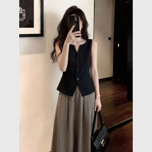 QFN | Elegant French Style Black Vest